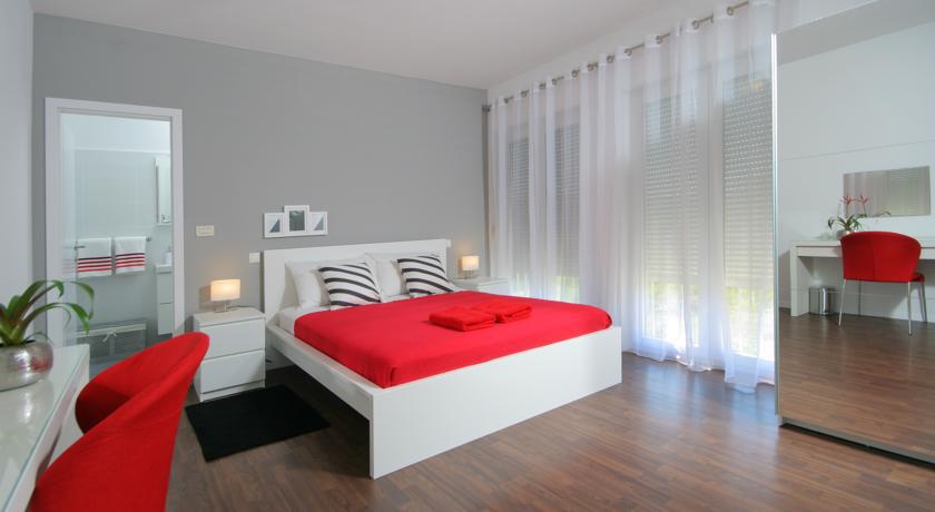 Charm Apartments And Rooms Trogir Pokój zdjęcie