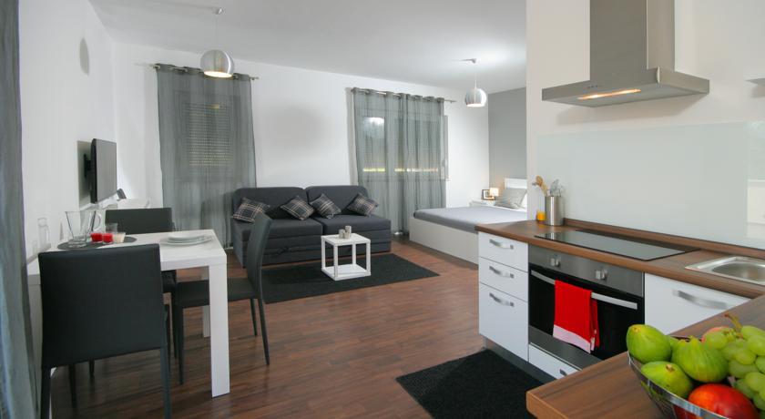 Charm Apartments And Rooms Trogir Pokój zdjęcie