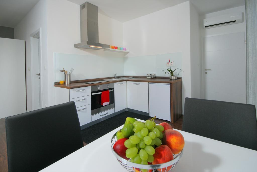 Charm Apartments And Rooms Trogir Pokój zdjęcie